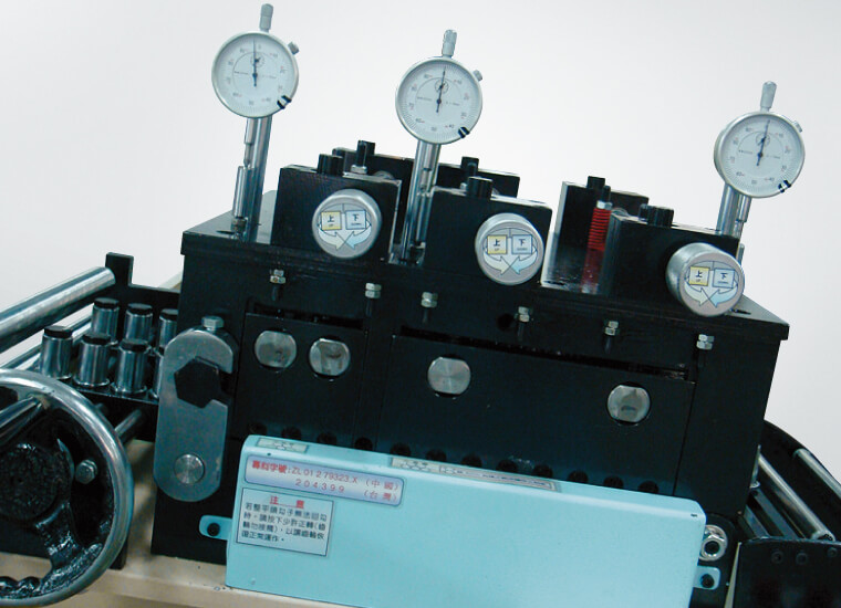 2 IN 1 Two Sections Precision Uncoiler & Leveler